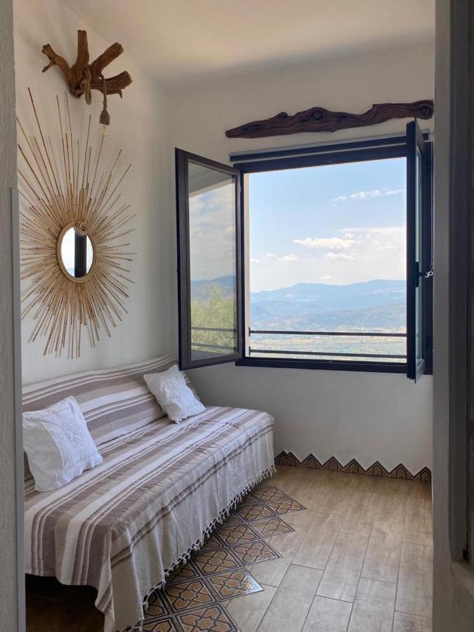 Steddueoro Bed & Breakfast Baunei Room photo